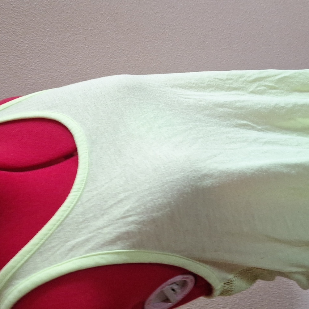 Women's Lightweight Scoop Neck Tank Top - Size XL - Picture 4 of 7
